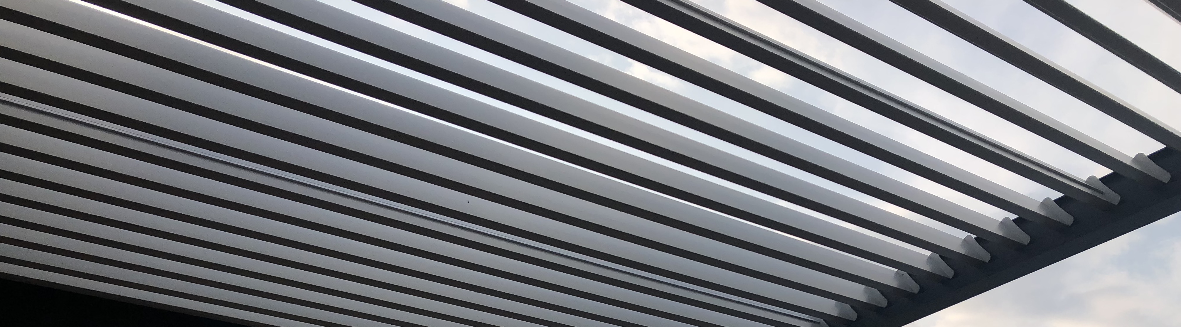 Bioklimatická pergola Alusystems - ukázka realizace